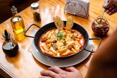 Pasta Gratinada + bebida