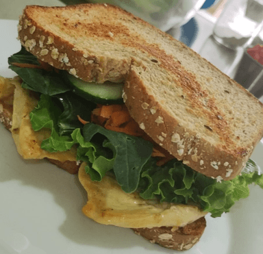 Combo Sandwich de Pollo + Jugo Verde