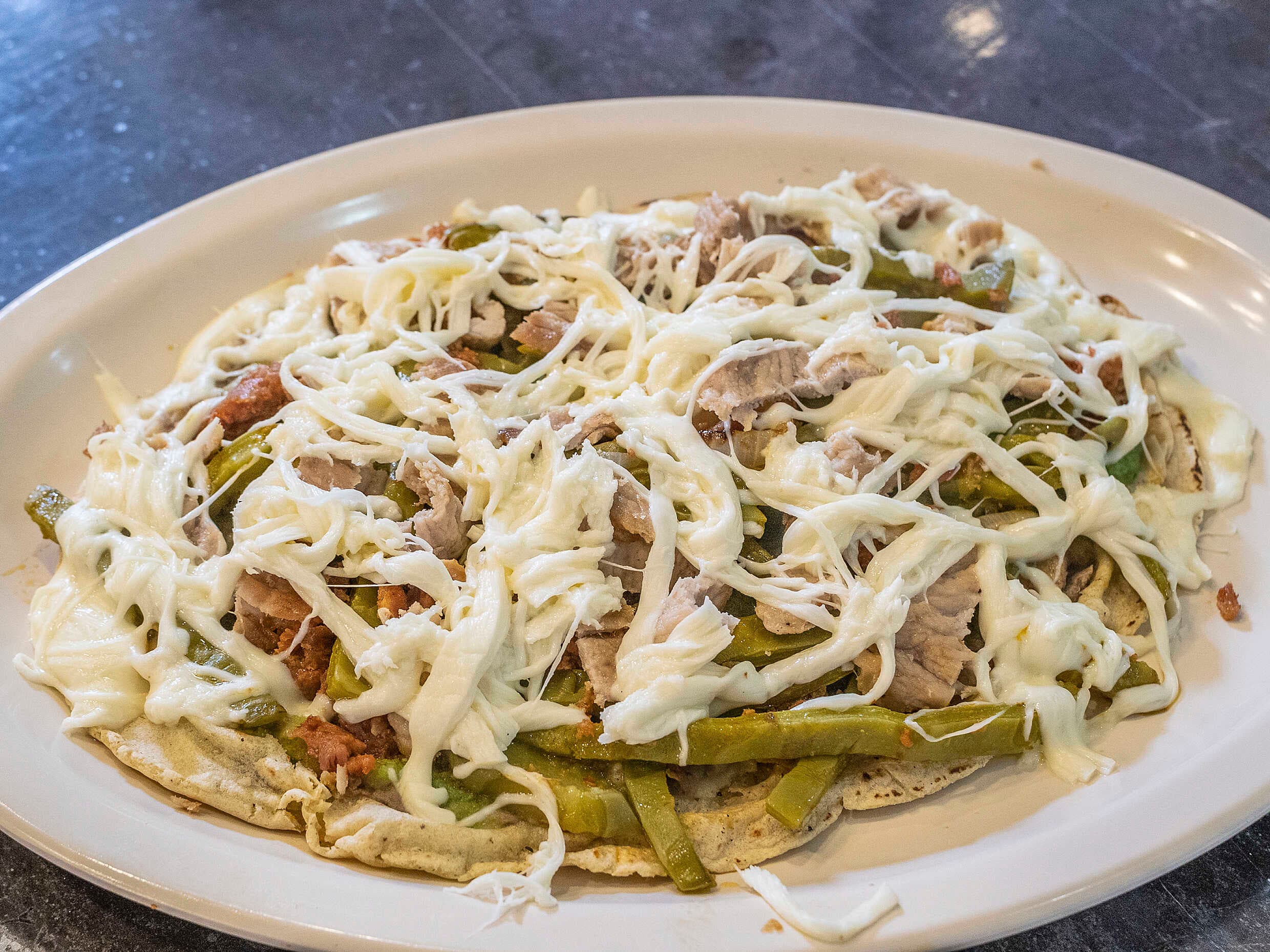 Huarache de Bistec con Longaniza y Nopales