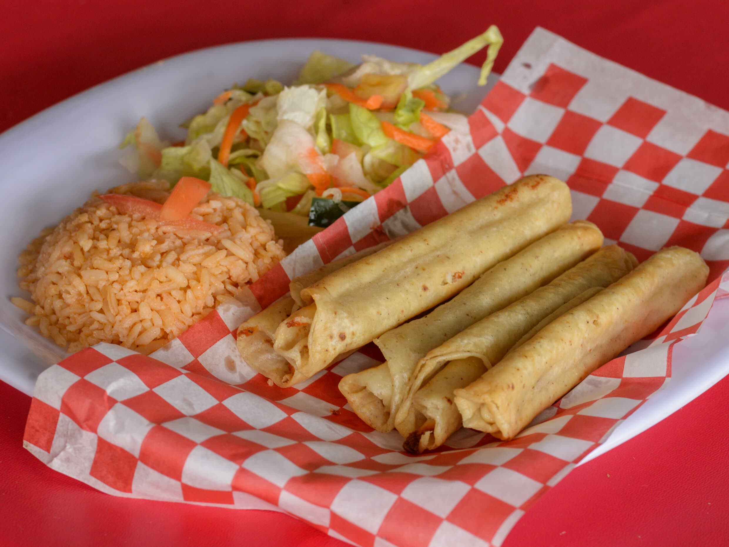 Tacos Dorados Surtidos