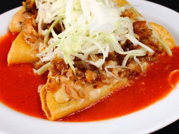TACO DORADO CON BUCHE