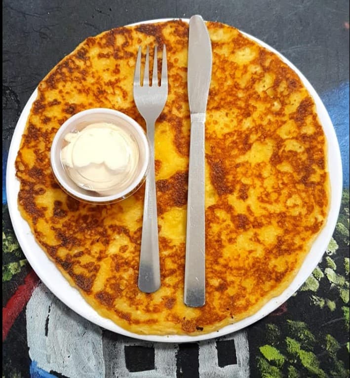 Tortilla de Queso con Natilla