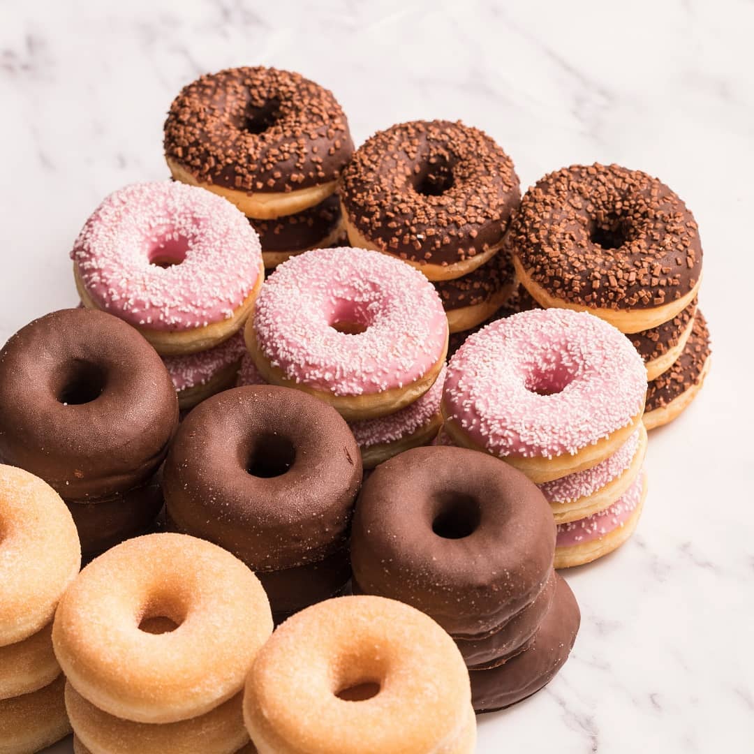 Compra 10 Donuts Y Lleva 12 🍩