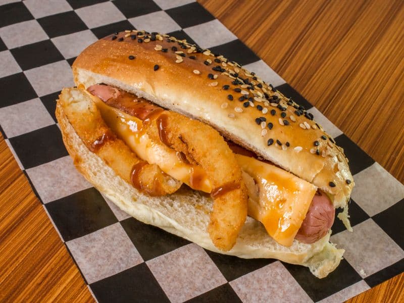 Hot Dog Americano + Papas a la Francesa