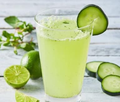 Agua de Pepino con Limón