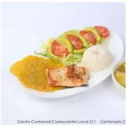 Combo Salmon Asado + Jugo del Dia + Postre