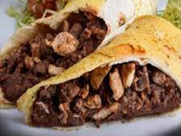 Burritos de lomo y ensalada