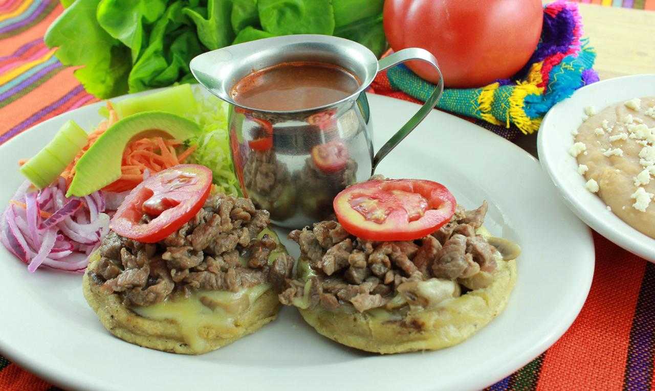 Gorditas Gratinadas
