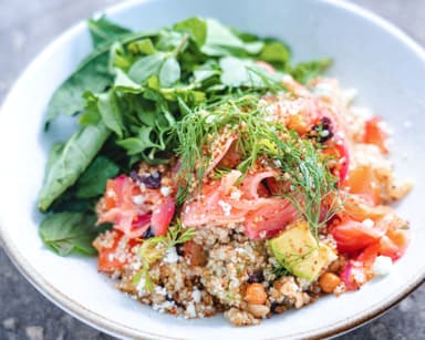 Ensalada de Quinoa Salmón