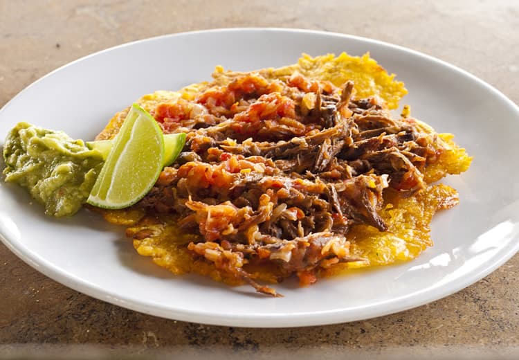Patacones con Carne