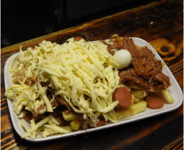 Salchipapas mixta