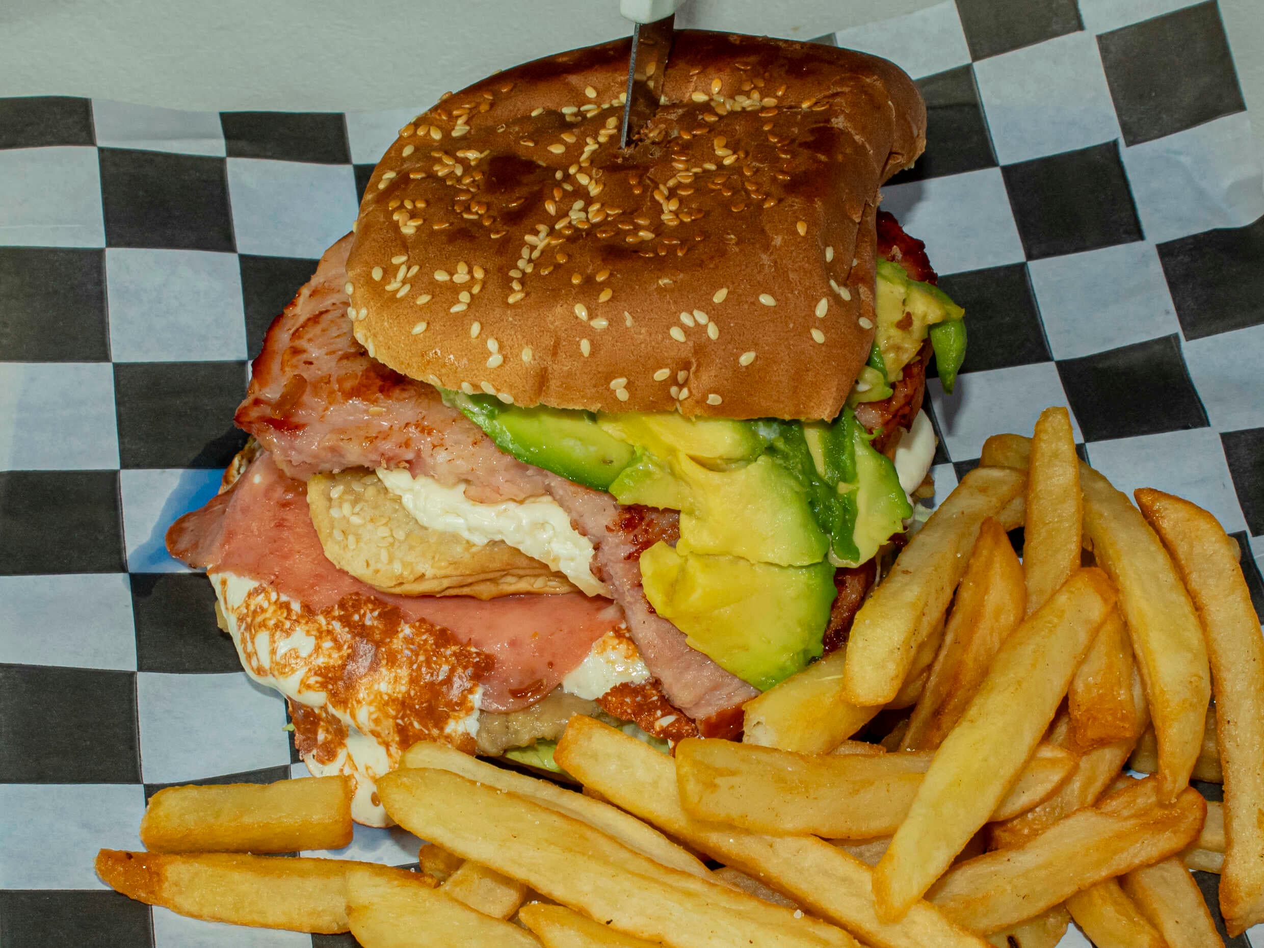 Hamburguesa Cahuamina