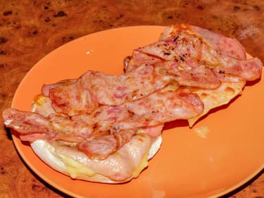 Molletes con Tocino