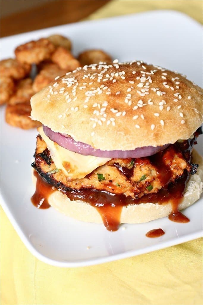 BARBECUE CHICKEN BURGER 1/2 lb