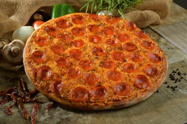 Grande: (Queso, Hawaiana o Pepperoni) .