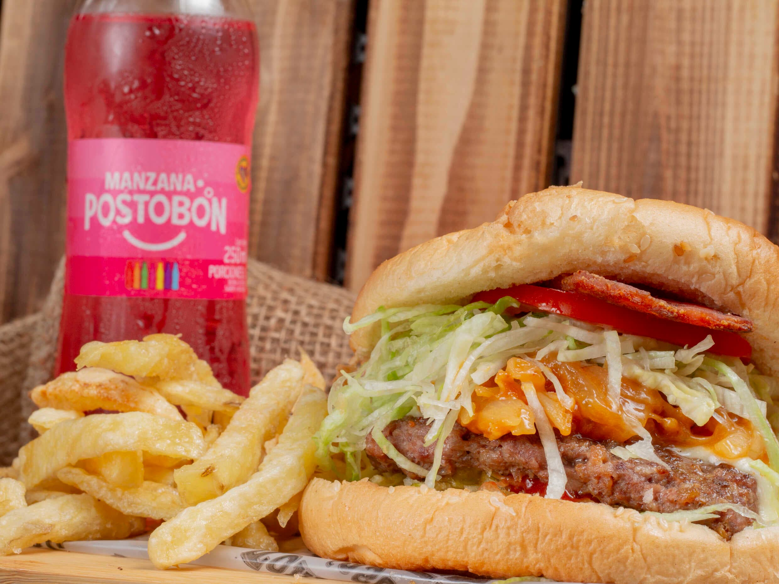 Combo - Hamburguesa Criolla + Papas + Gaseosa