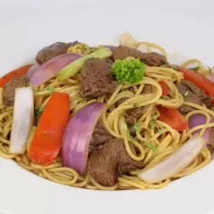 Tallarín Saltado de Lomo