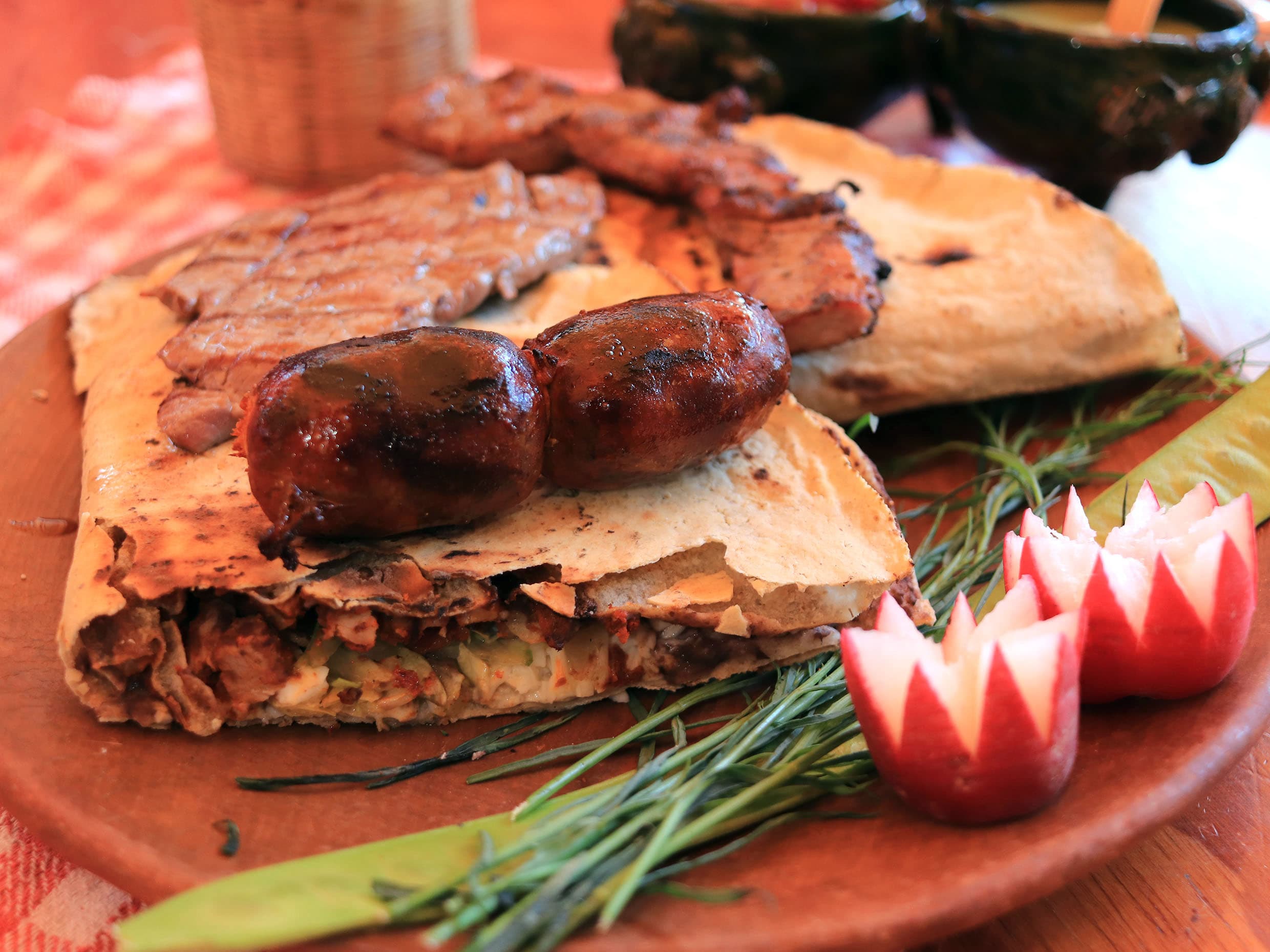 Tlayuda 3 Carnes