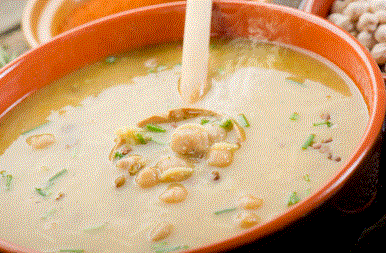 Caldo con Arroz y Garbanzo