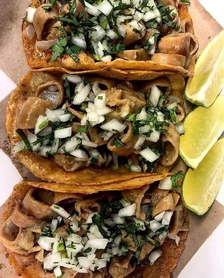 Orden de Cuatro Tacos de Tripitas