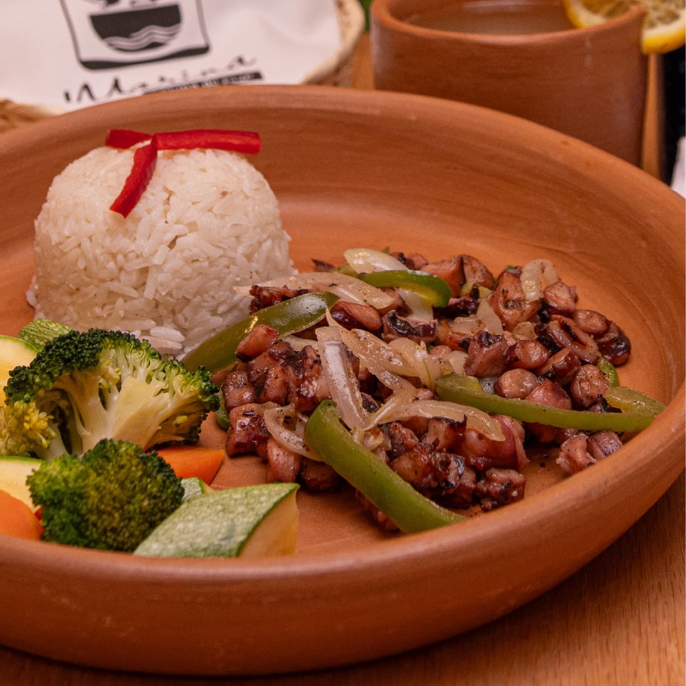 Taco de Pulpo Encebollado
