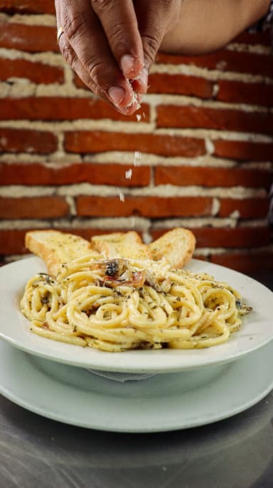 Pasta Boloñesa Pollo y Champiñones