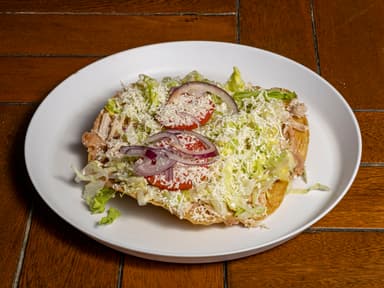Tostada de Lomo