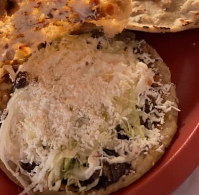 Gorditas de Requesón