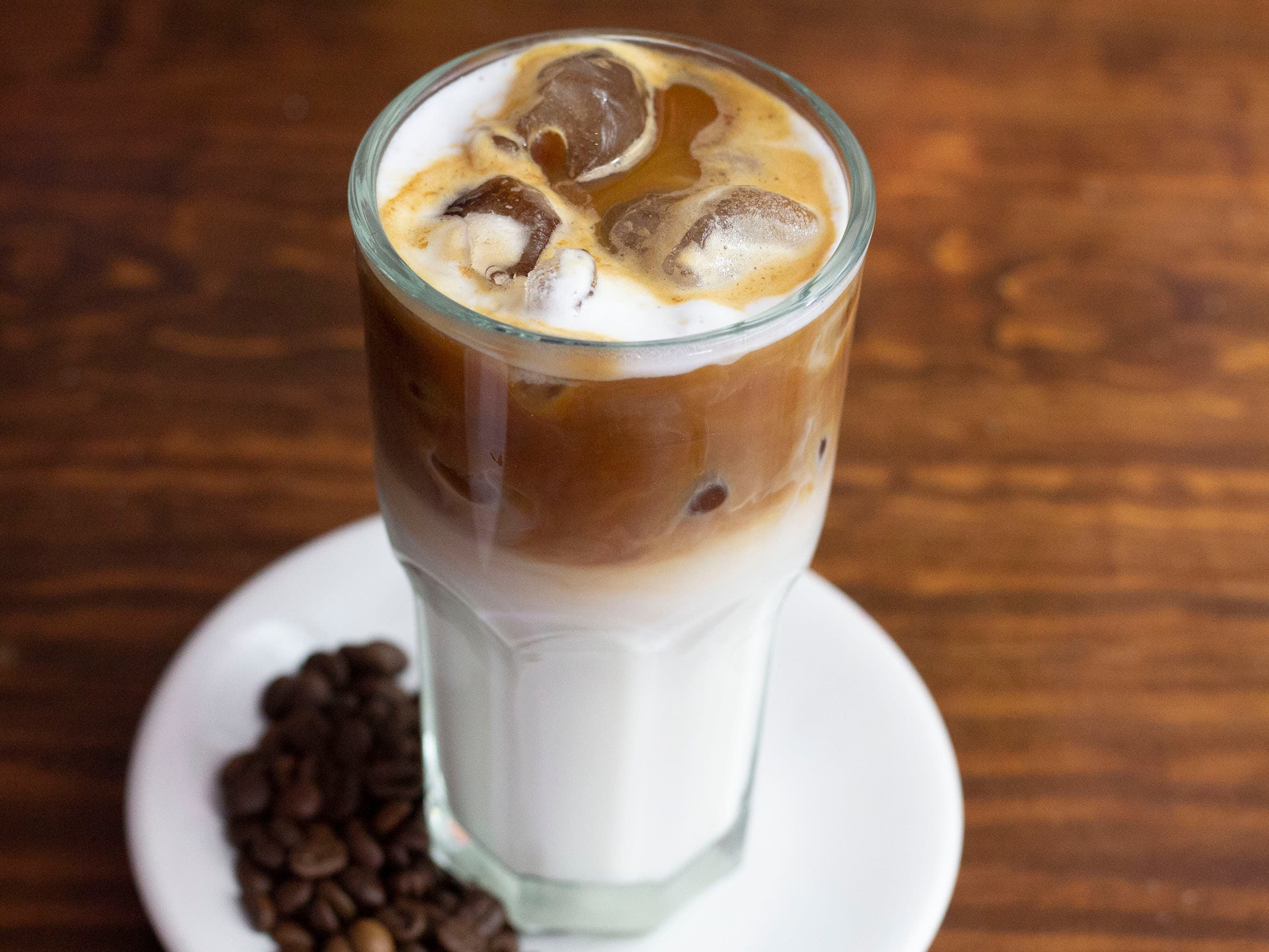 Capuchino en las Rocas