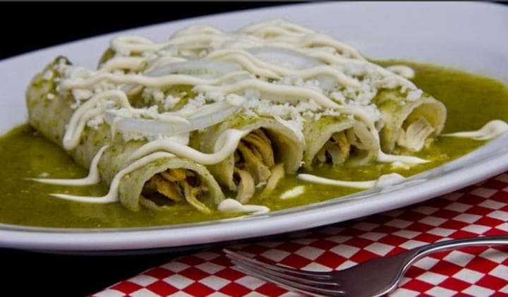 Enchiladas verdes