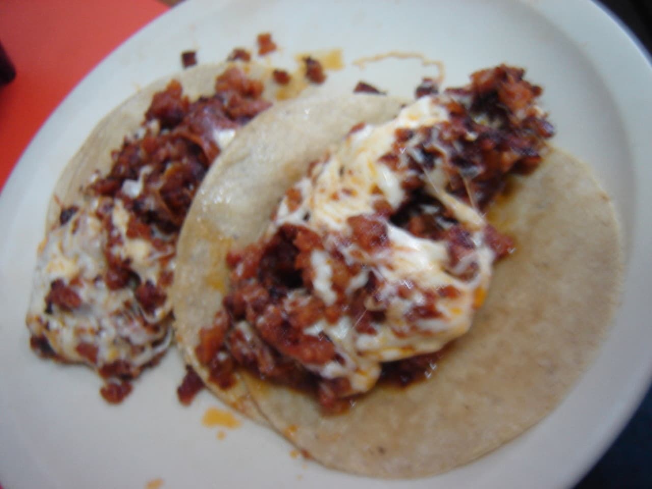 Taco de Chorizo con queso