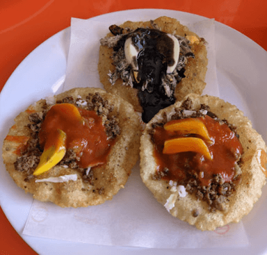 3 Salbutes + Refresco.