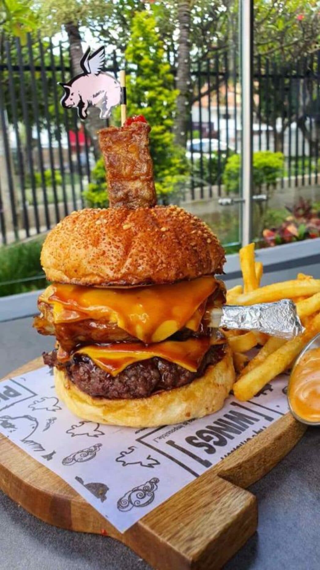Combo Exotic Burger