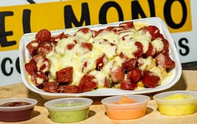 Salchipapa Gratinada para 2