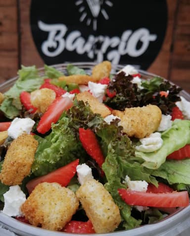 Ensalada de Fresa y Queso Cabra