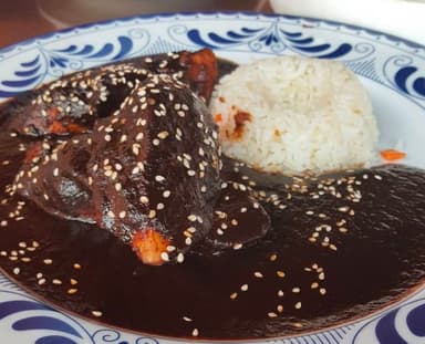 POLLO CON MOLE