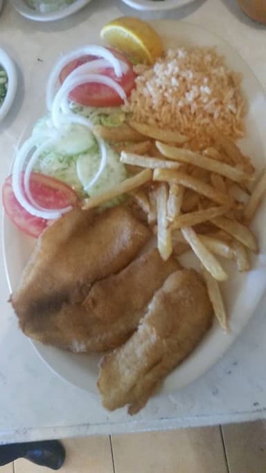 Combo Filete Empanizado + Agua Fresca