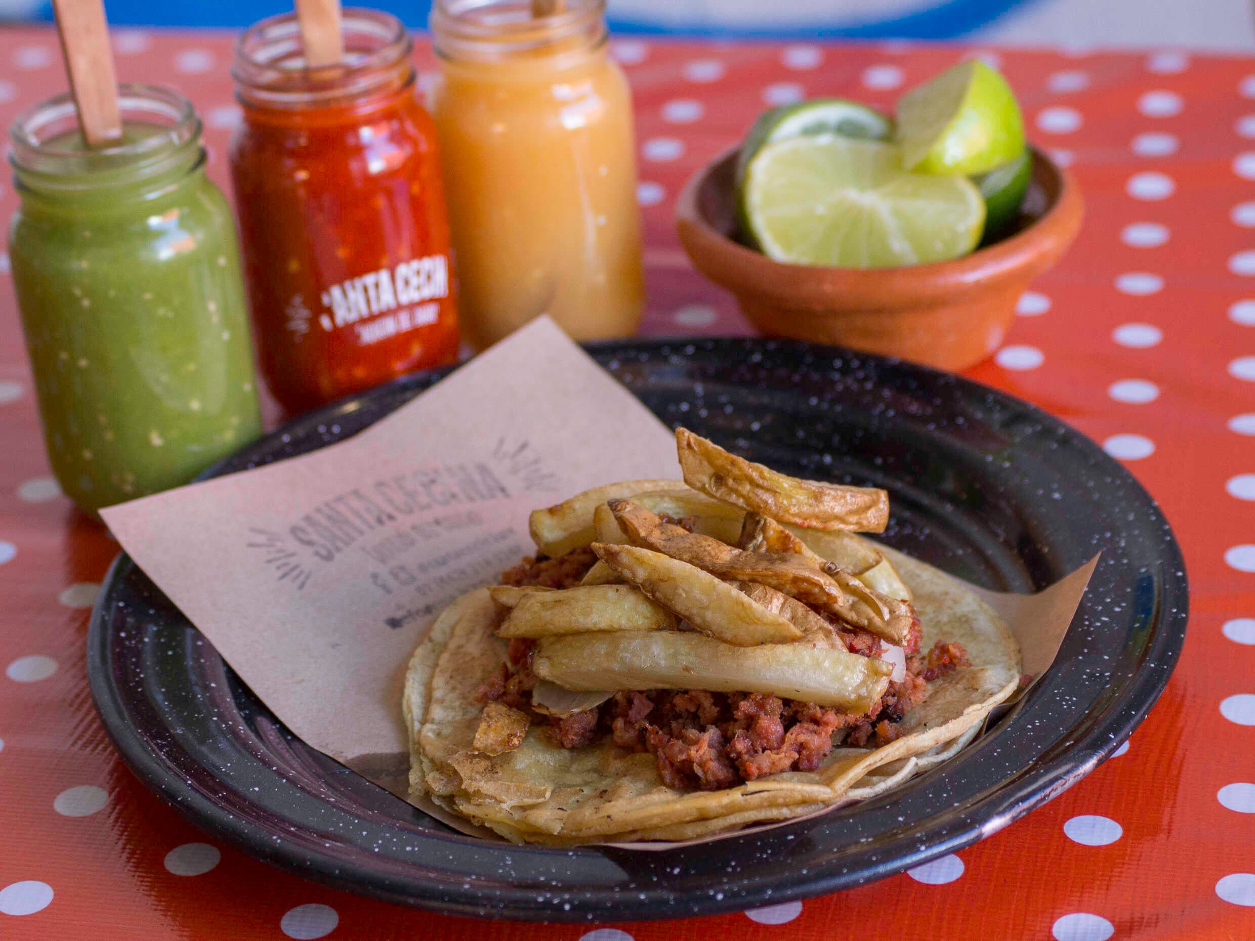 TACO CHORIZO ROJO ALMENDRADO