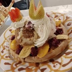 Waffle Chantilly