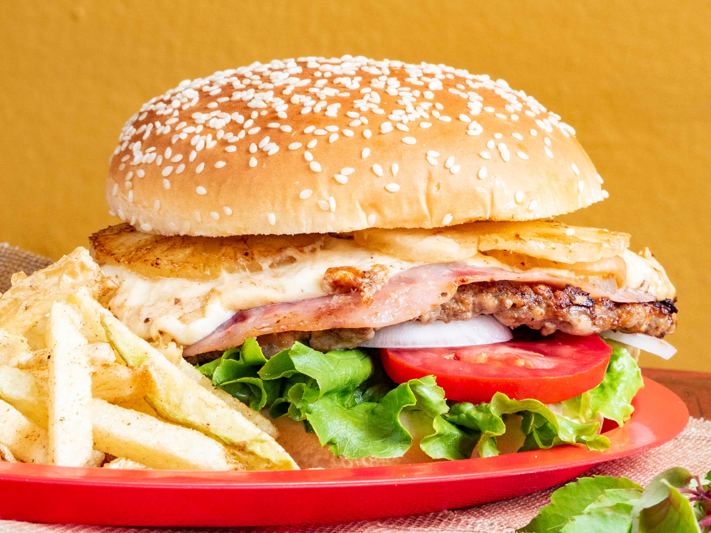 Hamburguesa Hawaiana