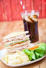 Refresco y Sándwich