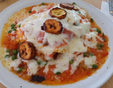 Huevos Motuleños