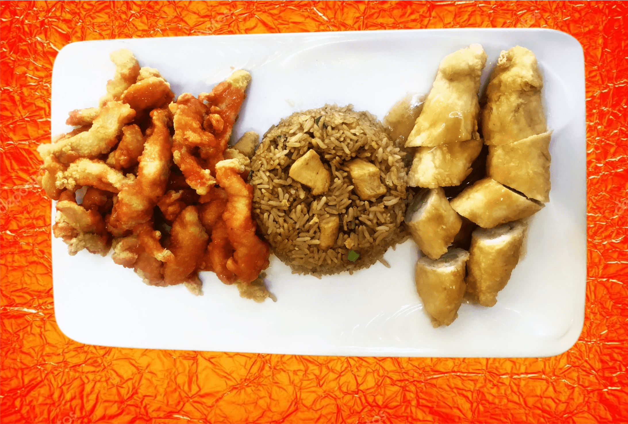 Pollo Enrollado más Pollo Tipakay y Chaufa