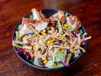 Black Beans Salad con Pollo a la Plancha