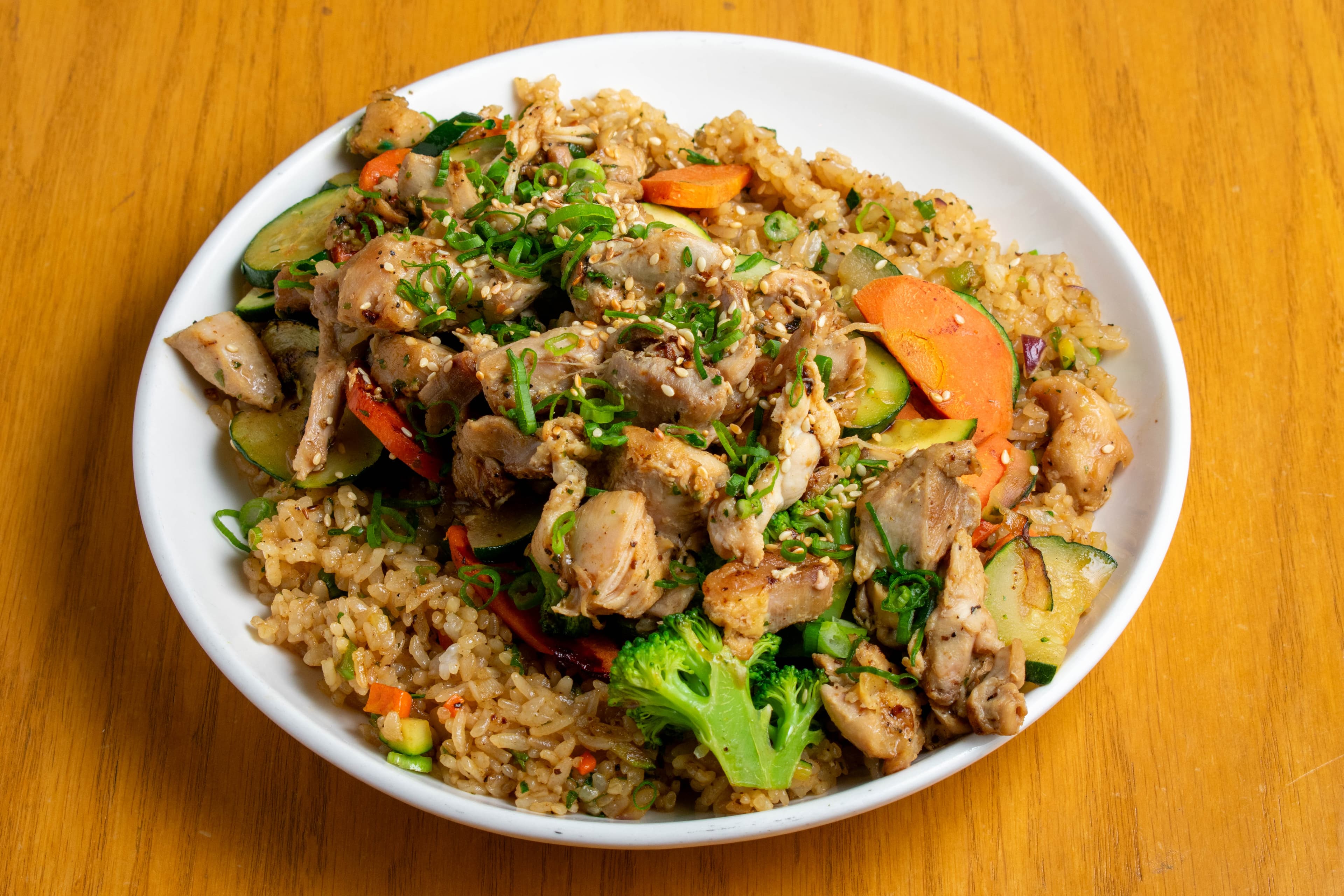Yakimeshi de Pollo.