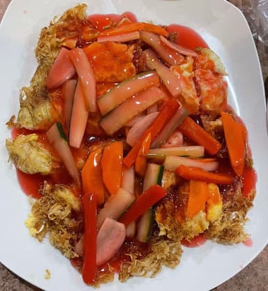 Huevo Frito con Piña en Salsa Agridulce