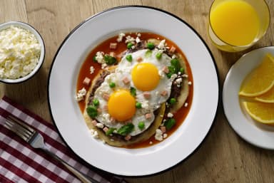 Huevos Motuleños