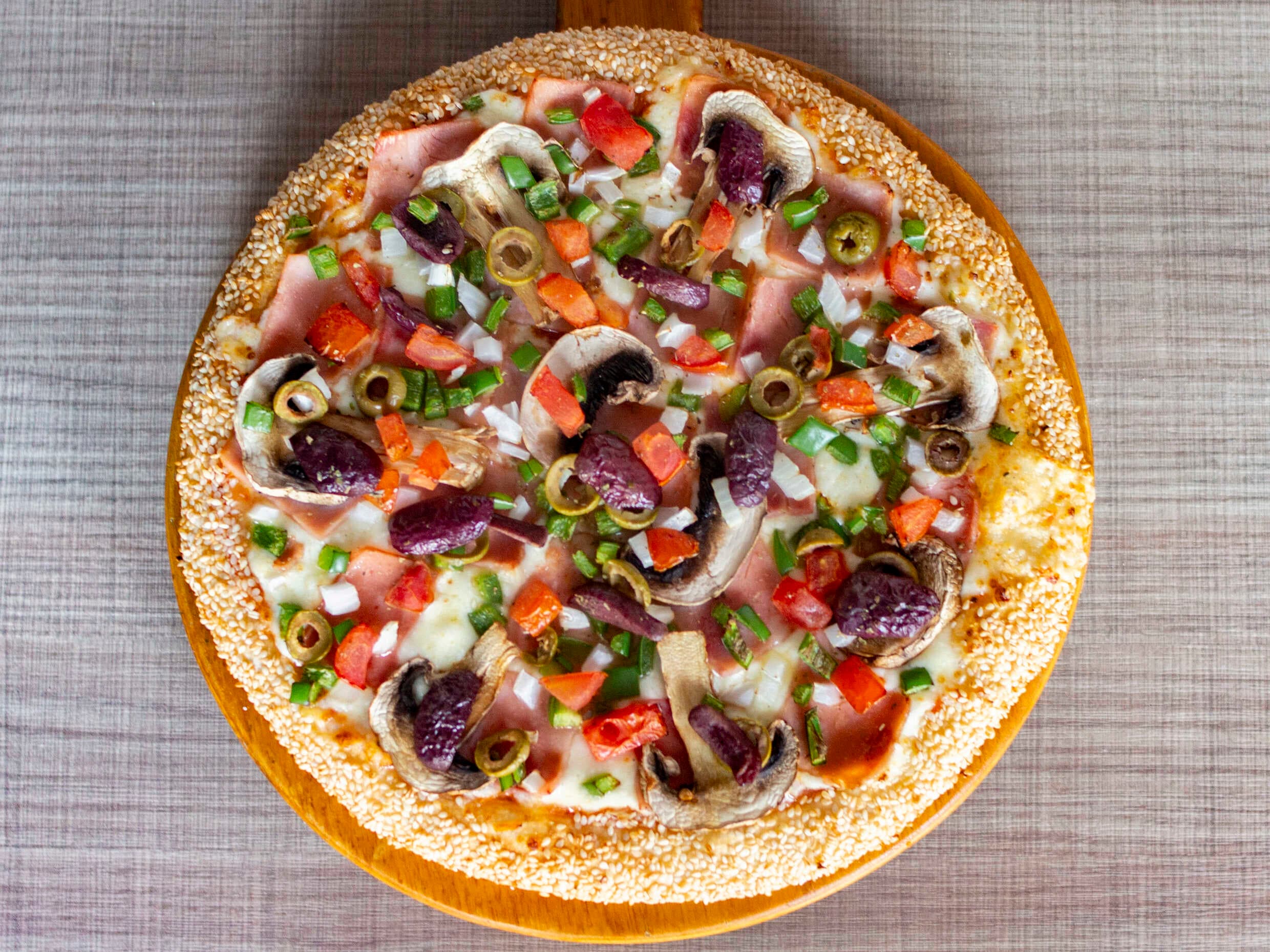 Pizza Jamón con Vegetales