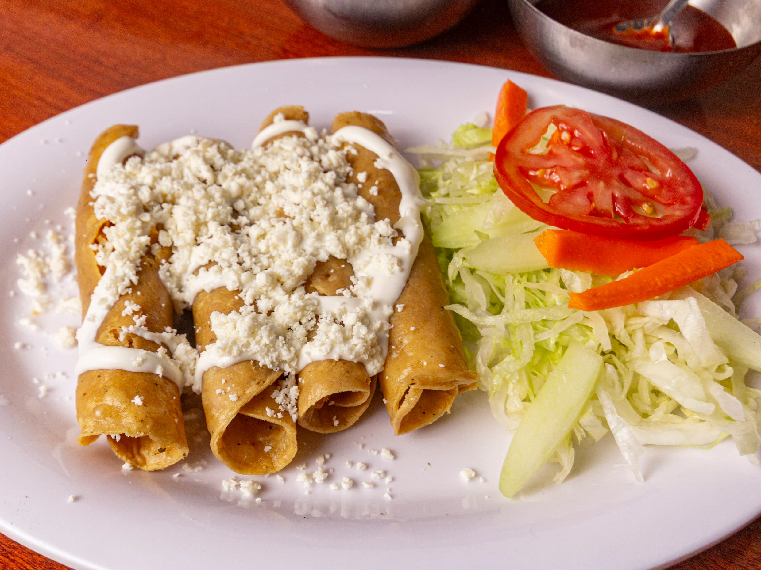 Tacos Dorados de Pollo