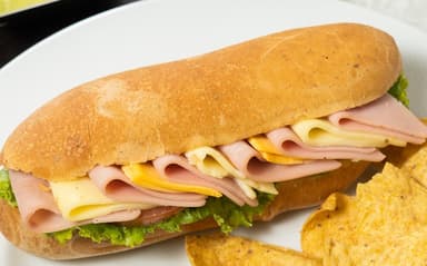 Sándwich con pan cubano